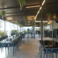 کباب پز . ظرفشور .سالنکار