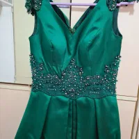 لباس مجلسی|لباس|قم, باجک یک|دیوار