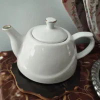 دو عدد قوری چینی نو نو|قوری، کتری، قهوه‌ساز دستی|کرمانشاه, |دیوار