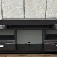 میز تلویزیون تمیز‌تمیز