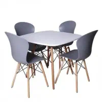 میز ۴ نفره در حد نو