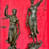 مجسمه فرشته عدالت برنز برنزی آنتیک