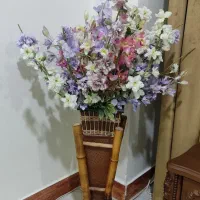 گل وگلدان پردرحدنوشیک