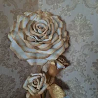 گل فومی کرم طلایی