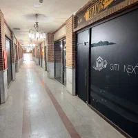 در فاز ۴ اندیشه /بازار اسلامی /۱۵متر