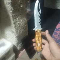 یک عدد خنجره اصلی