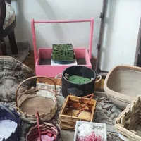 سبد حصیری و گلدان|صنایع دستی و سایر لوازم تزئینی|تهران, اکباتان|دیوار