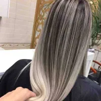 نیازمند مدل خانم جهت رنگ