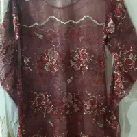 چند دست لباس کردی