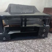 میز تلویزیون شیشه ای بدون خط و خش