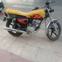 موتور ۲۰۰ مدال ۱۴۰۱ بیمه ندارن  قیمت ۸۰ تخفیف هم د