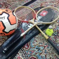 راکت بدمینتون. توپ چمن