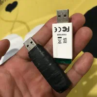 دو عدد فلش سالم،فقط ۳۰۰ تومن|قطعات و لوازم جانبی رایانه|رشت, پیرکلاچای|دیوار