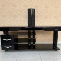 میزتلویزیون شیشه‌ای مشکی+براکت اورجینال-کاملاًسالم