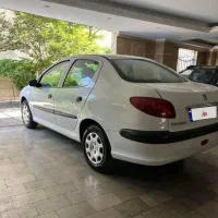 پژو 206 SD V8 موتور بزرگ