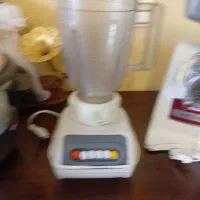 چرخ گوشت ،مخلوط کن ، هواپز، پلو پز و سرخ کن|سایر لوازم برقی|پرند, فاز ۶|دیوار