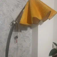 اباژور ایستاده