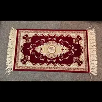 یک پادری ۵۰۰ شانه شسته شده