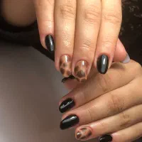 انجام کلیه خدمات ناخن|خدمات آرایشگری و زیبایی|سنندج, |دیوار