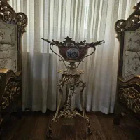 کنار سالنی برنجی