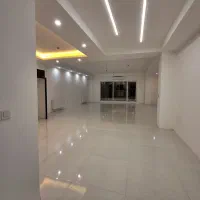 ۲۰۰متر سالن بزرگ دو جهت نورگیر *طبقه ۵ *دهخدا