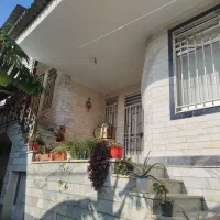 فروش-ساختمان-ویلایی-نیم-پیلوت-شیک-و-خوش-نقشه