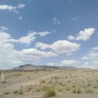زمین-بارجین-نزدیک-ب-خیابان
