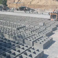 نیازمند کارگر کارگاه بلوک زنی