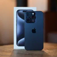 ایفون 15 promax zaa با سری شارژر اصلی