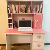 میز تحریر و کتابخانه دخترانه شیک، جادار و کاربردی