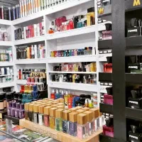 واگذاری مغازه آرایشی و بهداشتی|اجارهٔ مغازه و غرفه|فولادشهر, B4|دیوار