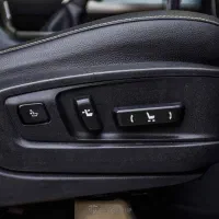 تعمیر صندلی و شیشه بالابر ماشین های خارجی