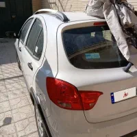 کوییک۱۴۰۲ بدون رنگ|خودرو سواری و وانت|اصفهان, نقش جهان|دیوار