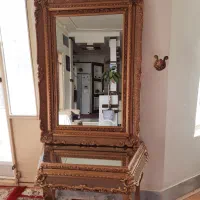 کنسول و آینه