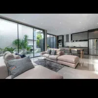 همخانه خانم در پردیسان