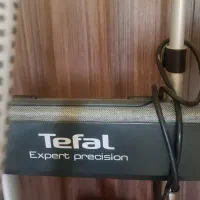 اتو تفال ایستاده