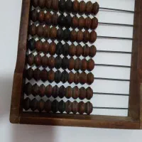 چرتکه چوبی  قدمت دار بالای ۱۰۰ سالشه