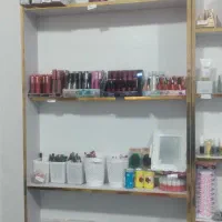 قفسه وکتابخانه
