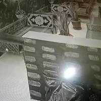 کارگر ساده اشپزخونه