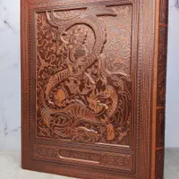 شاهنامه رحلی لیزری قاب بازشو لب طلا طرح اژدها