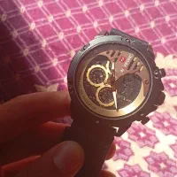 ساعت مچی|ساعت|قروه, |دیوار