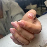 کاشت و ژلیش ناخن