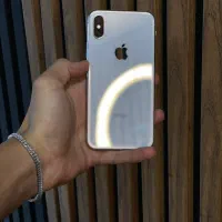 IPHONE X 64