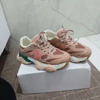 دوتا کتونی دخترانه اصل خیلی خوش پا سایز ۳۷