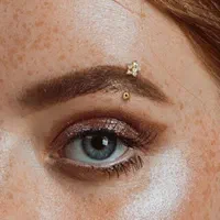 خدمات پیرسینگ ومیکرودرمال وآموزش پیرسینگ بانوان