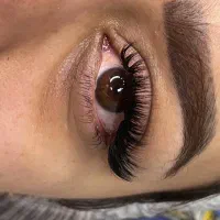 اموزش و کاشت مژه