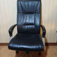 صندلی اداری چرخدار