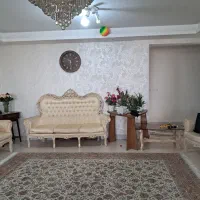 فروش مبل سلطنتی ۷نفره با جلو مبلی میز ناهار خوری