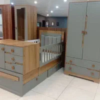 سرویس سیسمونی همراه با تخت و کمد