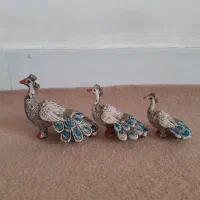 مجسمه و گل